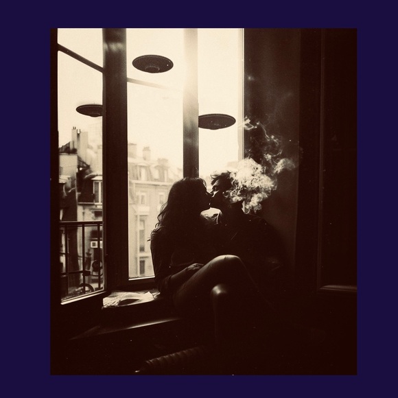 Meet your Posher, Cassandra - Picture 1 of 1